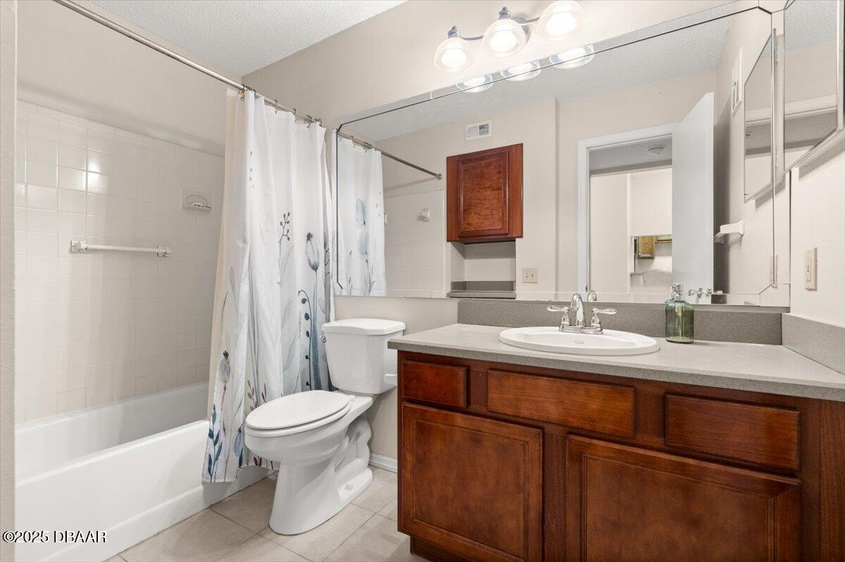 1401 S Palmetto Avenue, 813