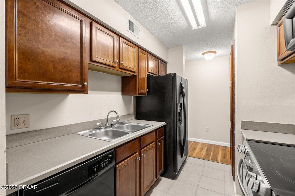 1401 S Palmetto Avenue, 813