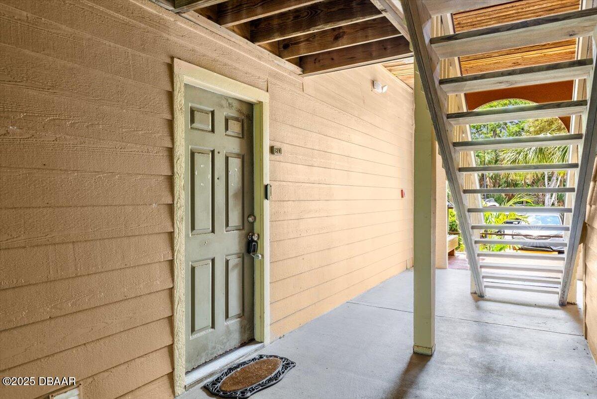 1401 S Palmetto Avenue, 813