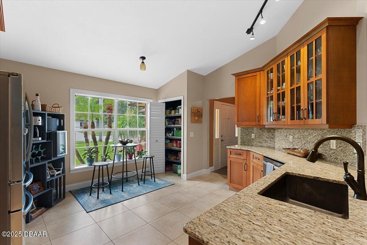 6225 Ranier Circle