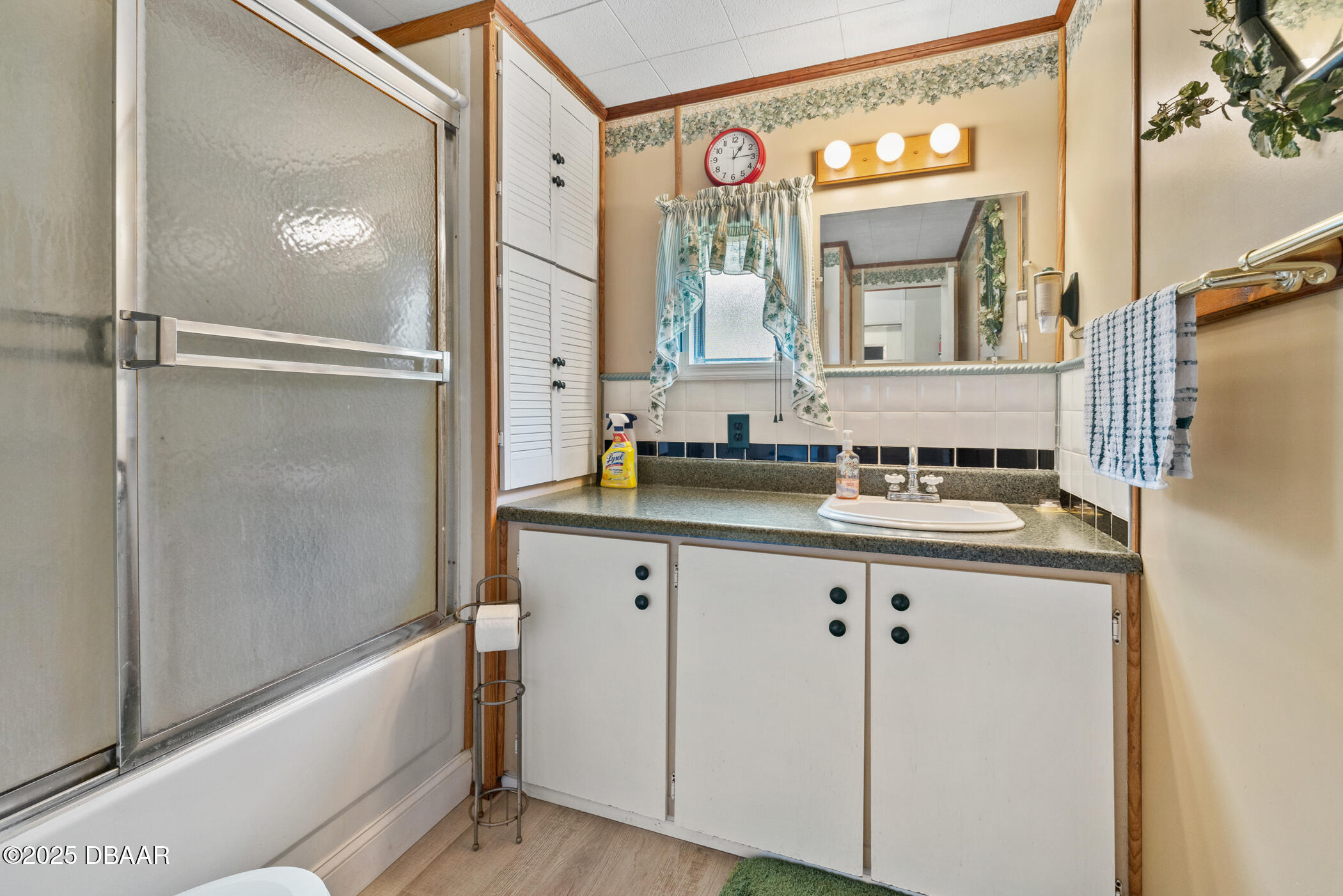 3 Golden Gate Circle