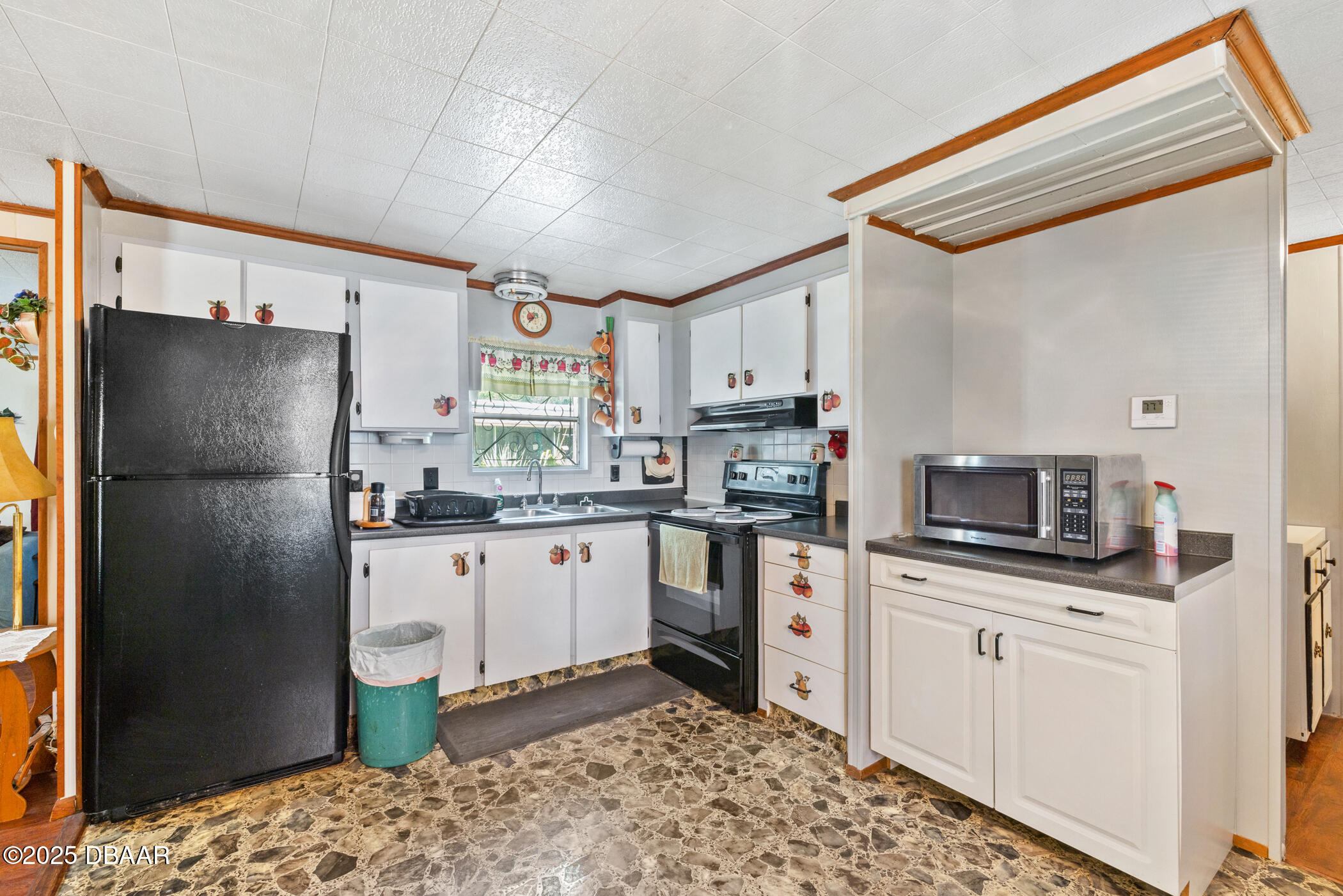 3 Golden Gate Circle