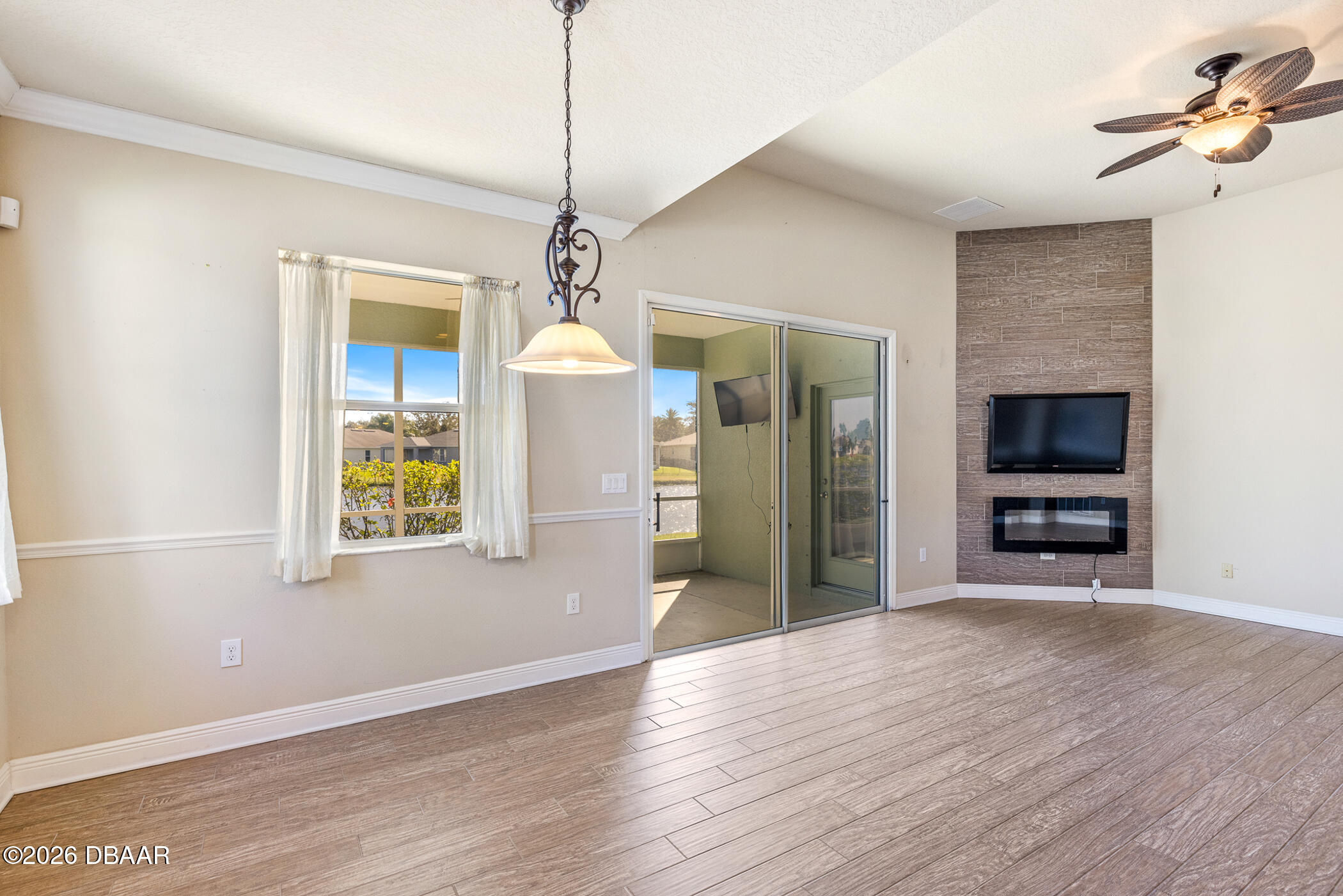 3873 Dorsiere Avenue