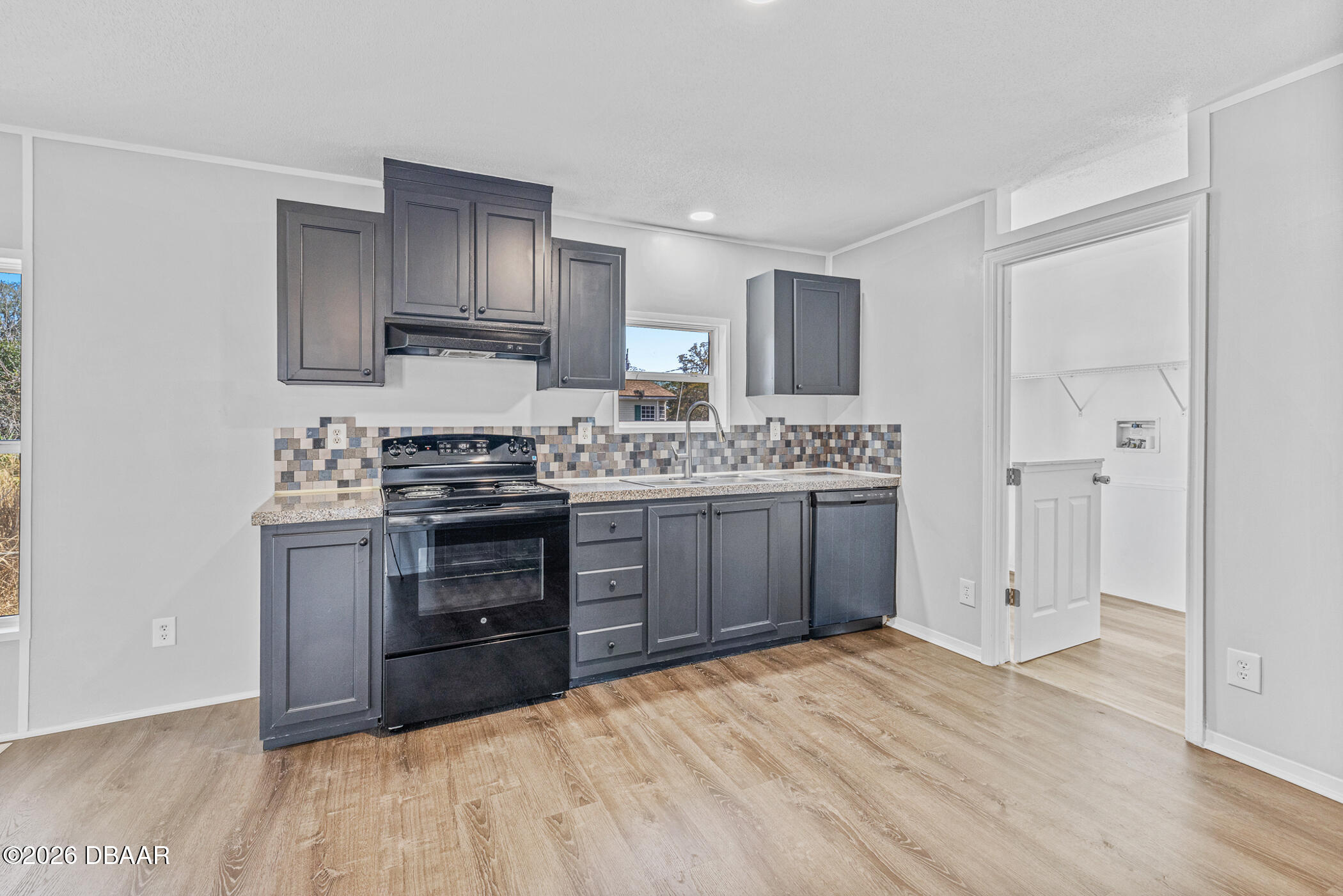 1145 Bayview Lane