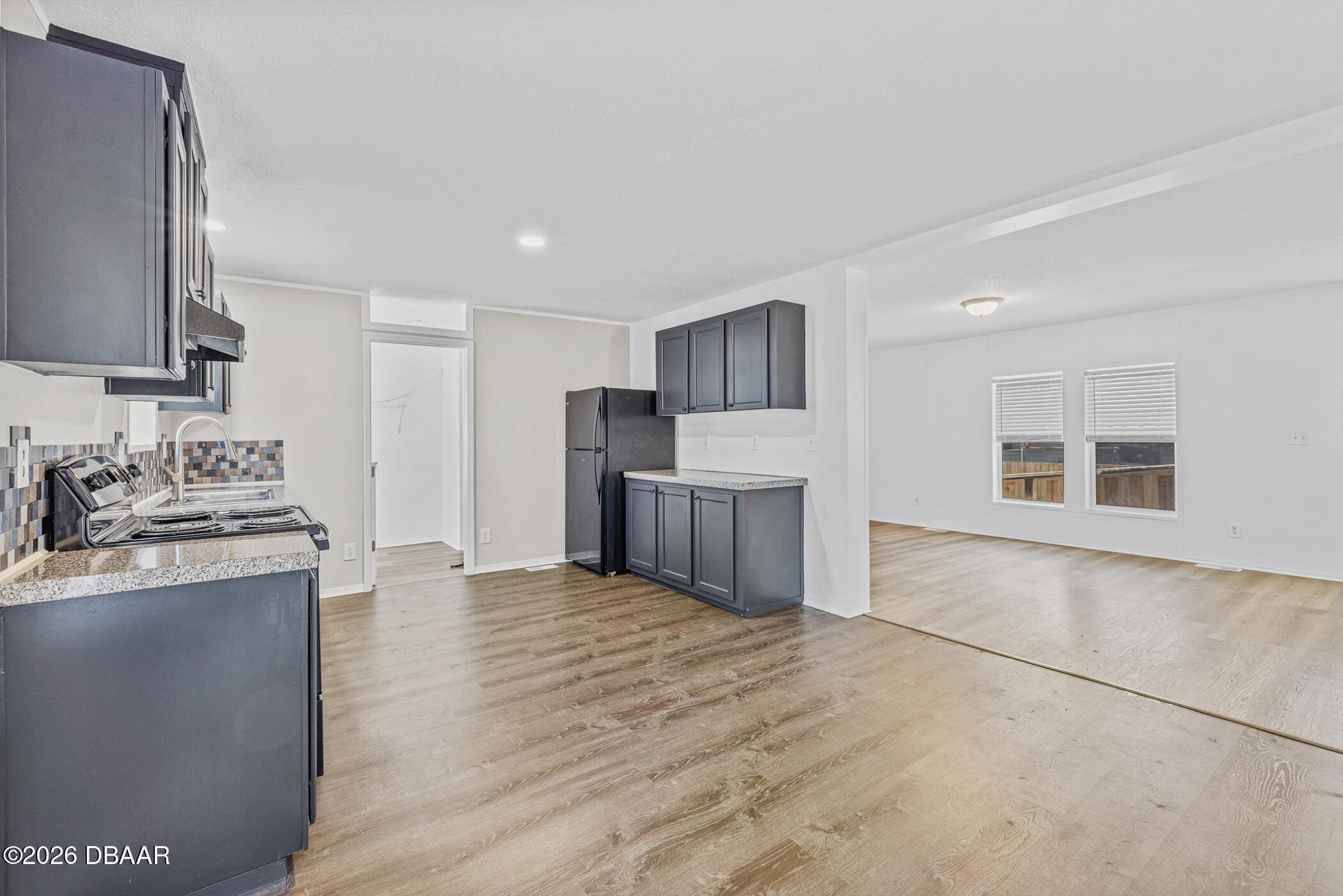 1145 Bayview Lane