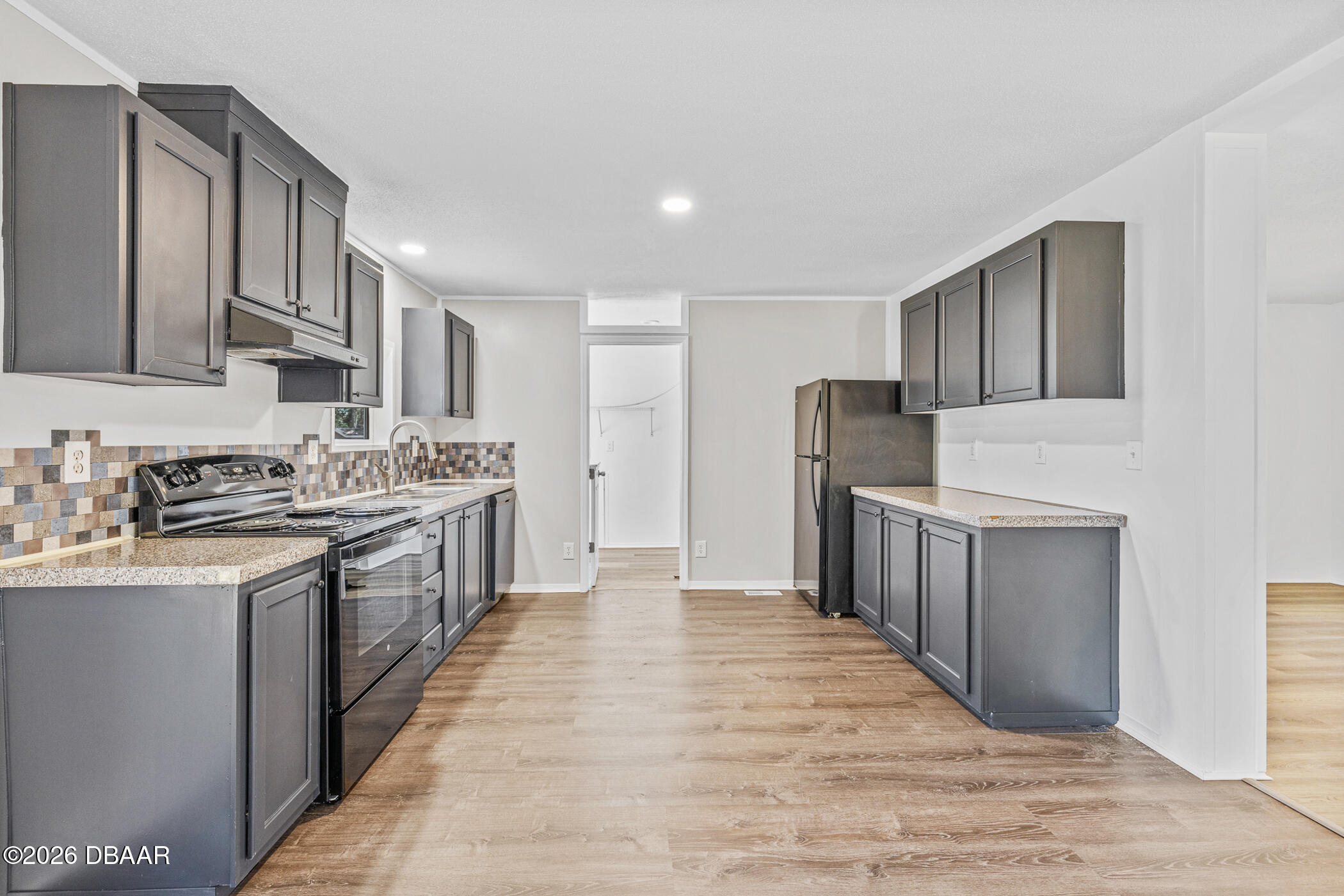 1145 Bayview Lane