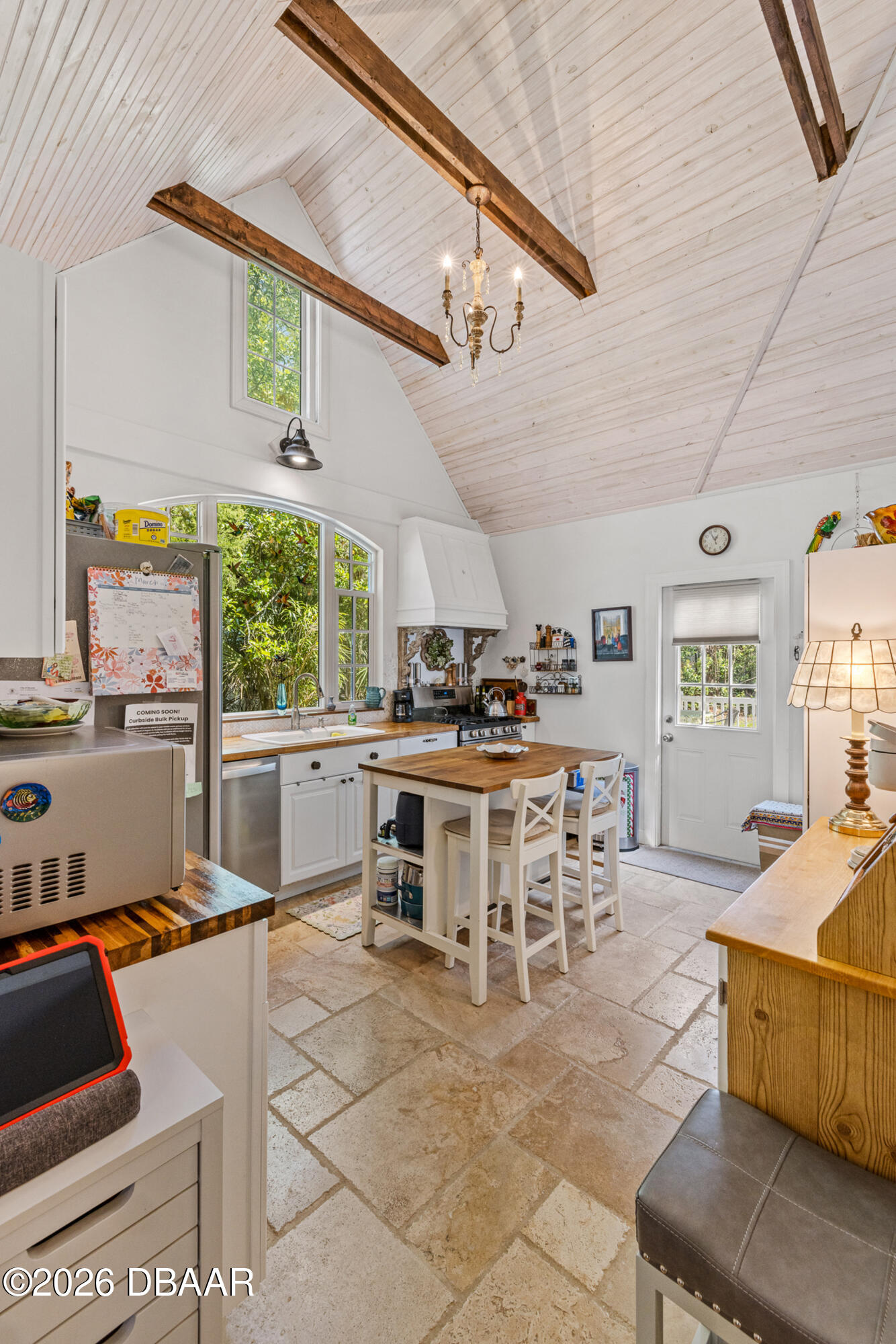 623 N Amelia Avenue, DeLand