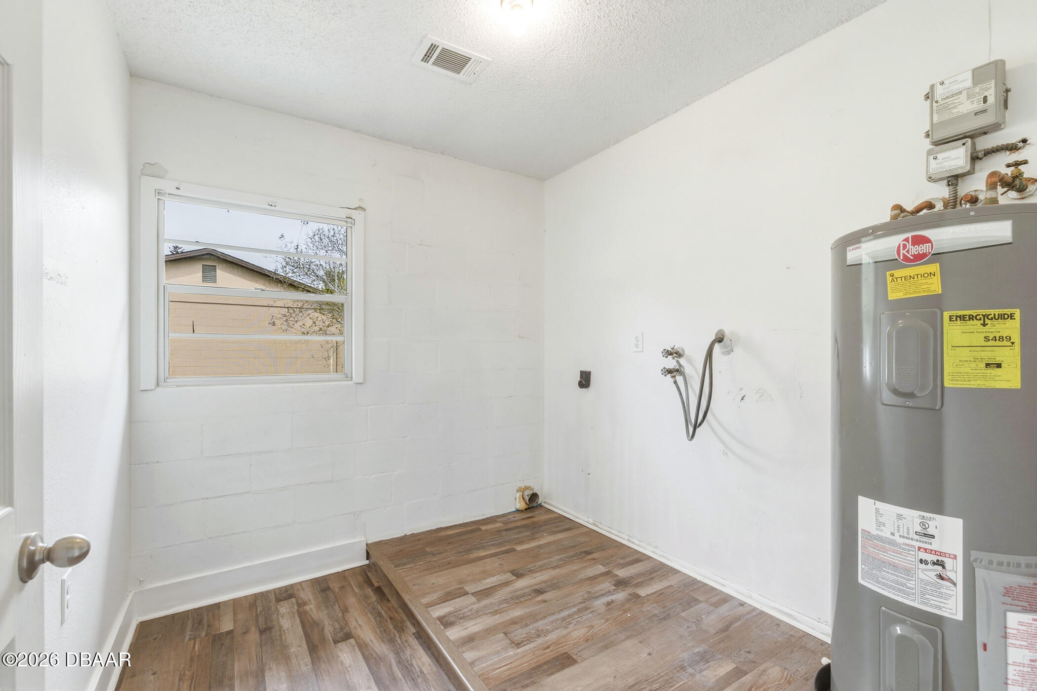 1217 Thomasina Drive