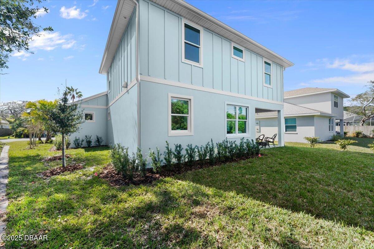 72 Aurora Avenue