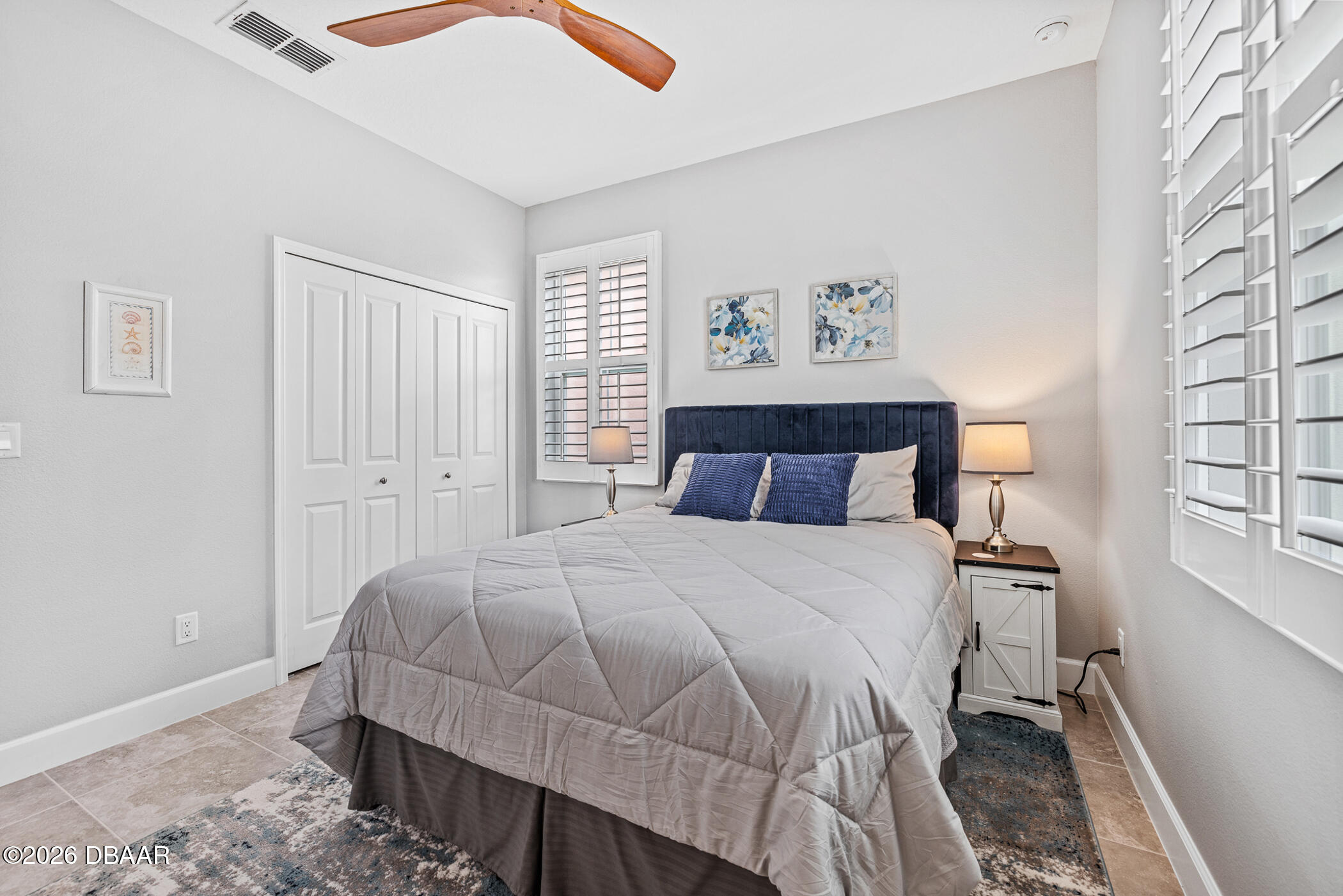 401 Parrot Lane