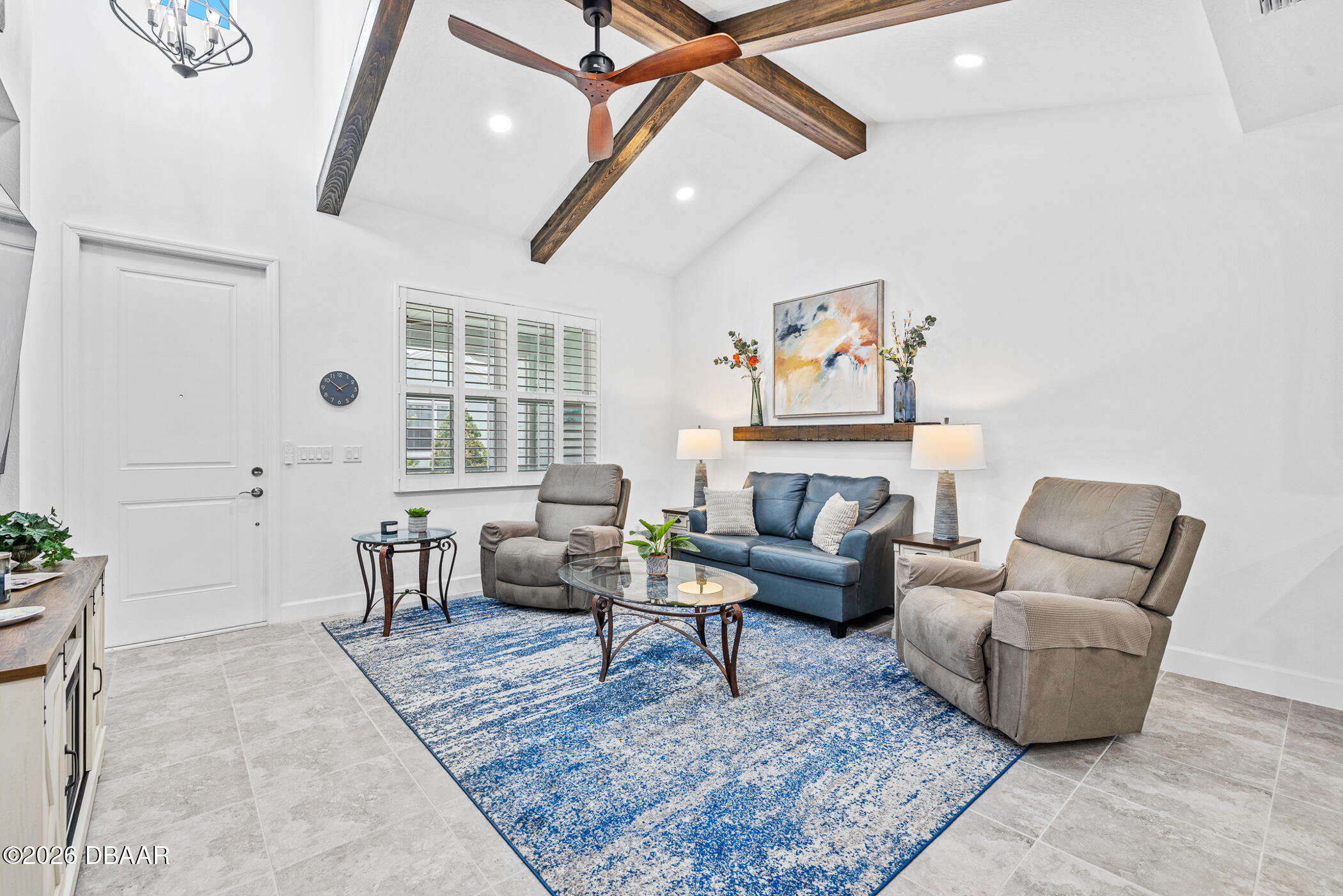 401 Parrot Lane