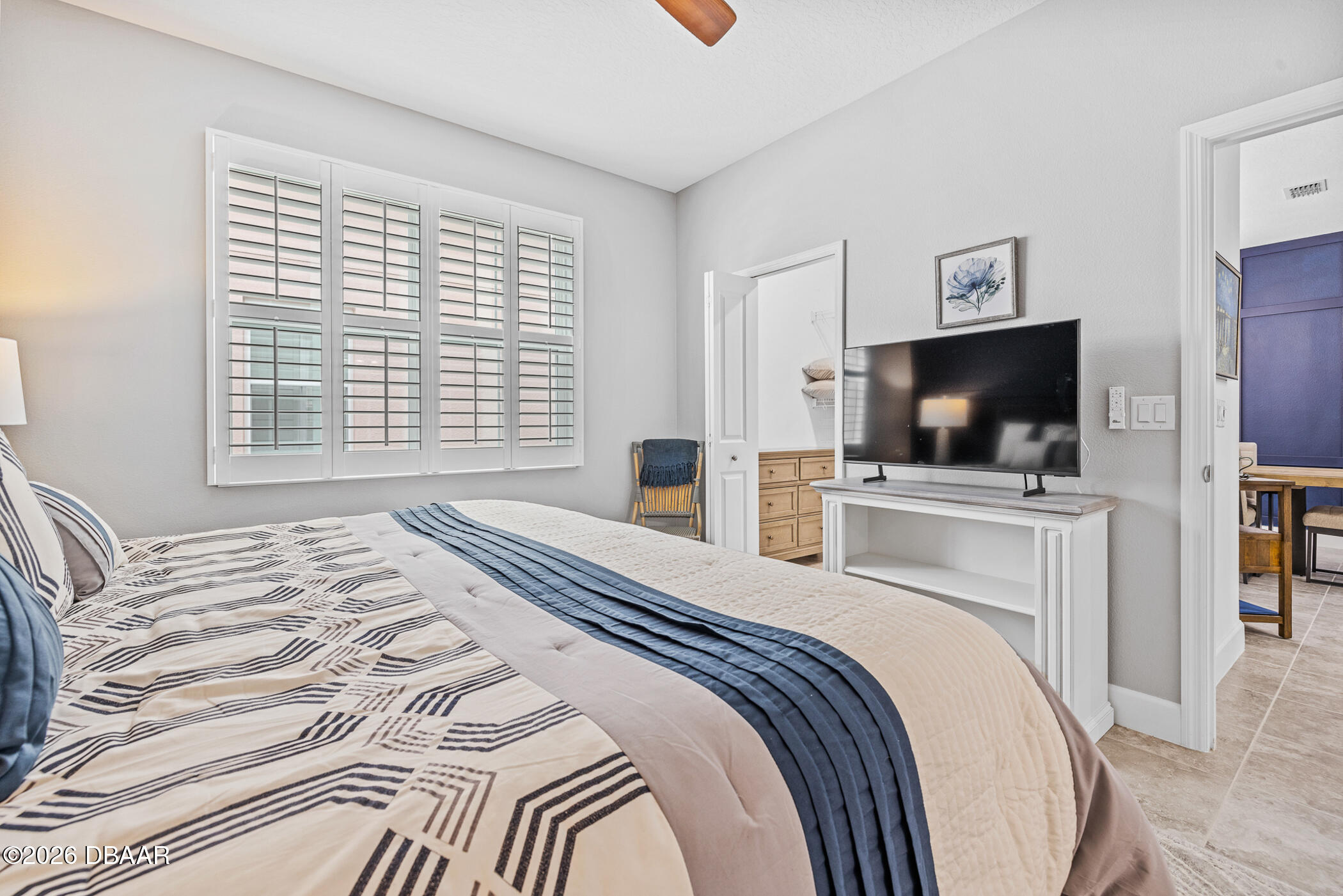 401 Parrot Lane