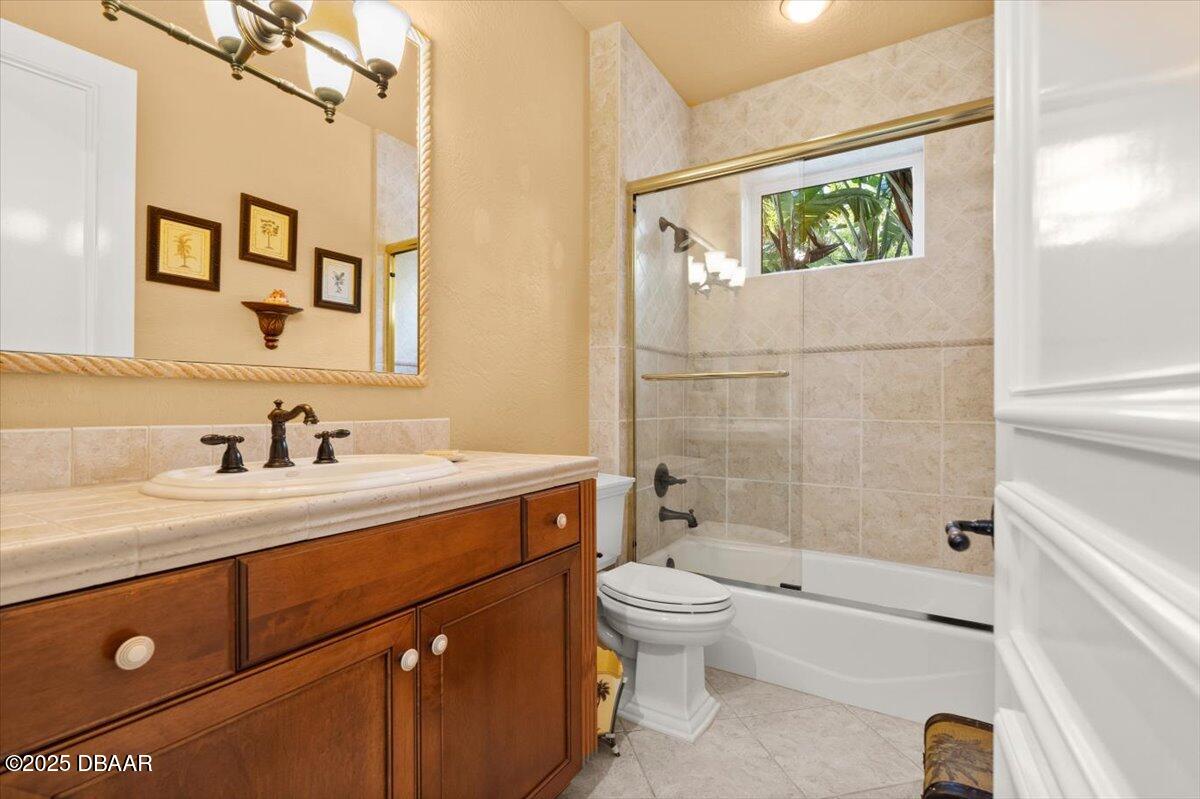 6317 Palmas Bay Circle