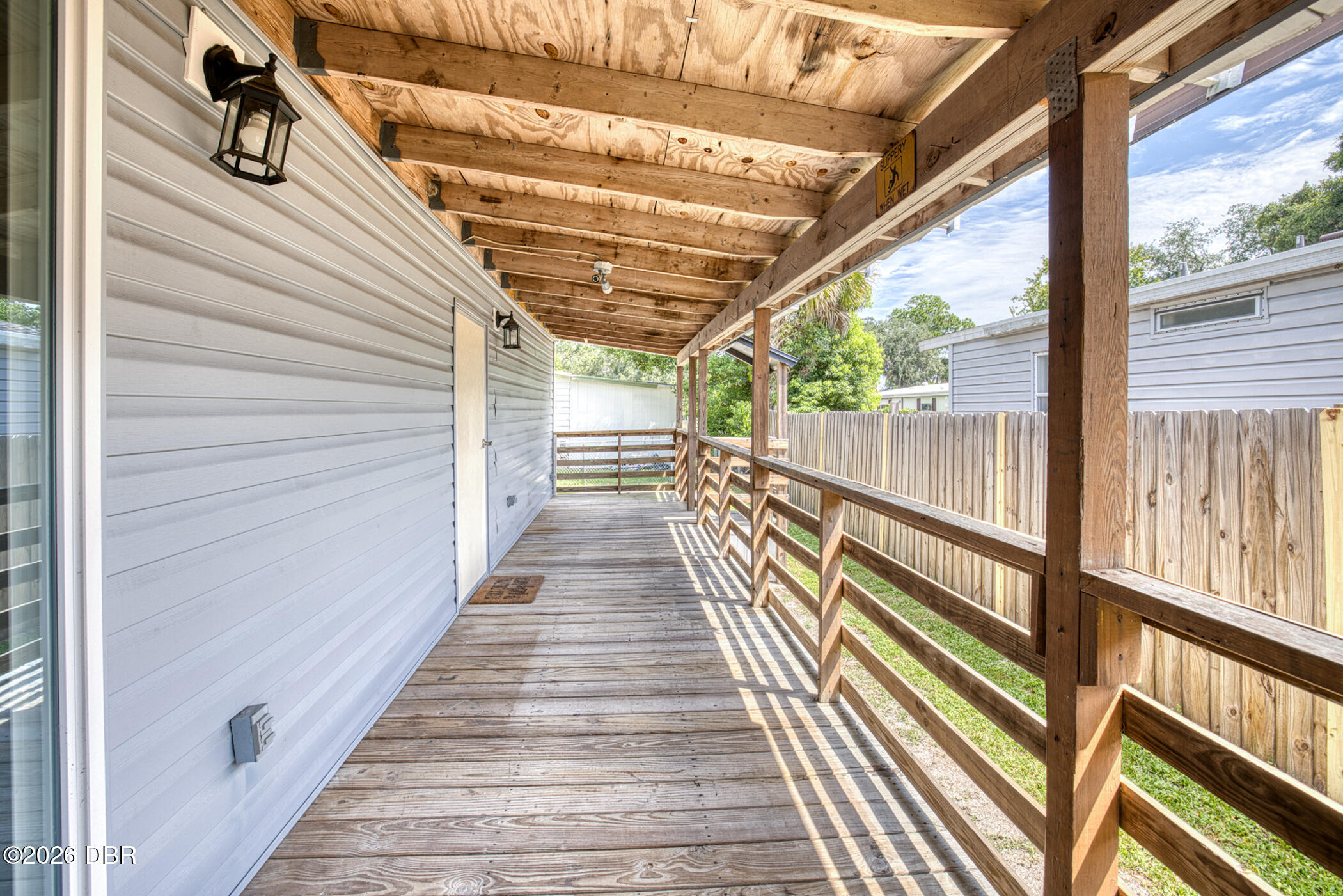 424 Leslie Drive