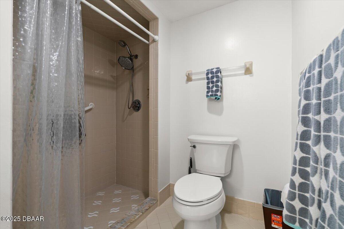 100 Kingbird Circle 1040