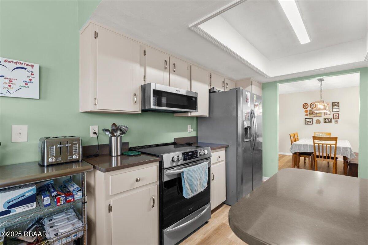 100 Kingbird Circle 1040
