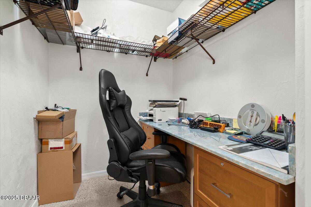 100 Kingbird Circle 1040