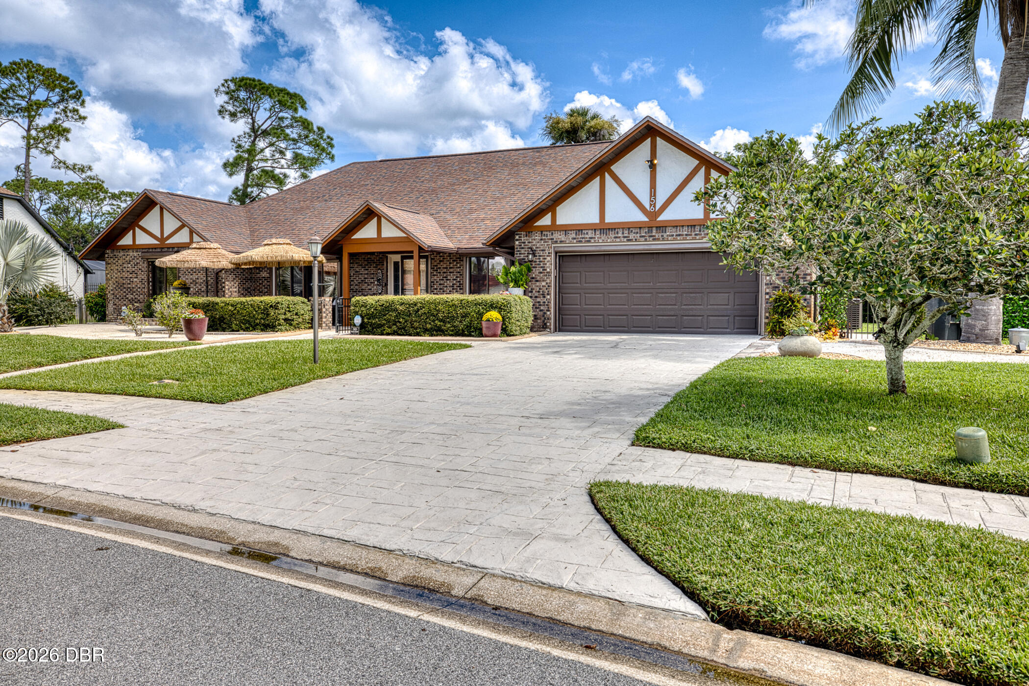 156 Point O Woods Drive