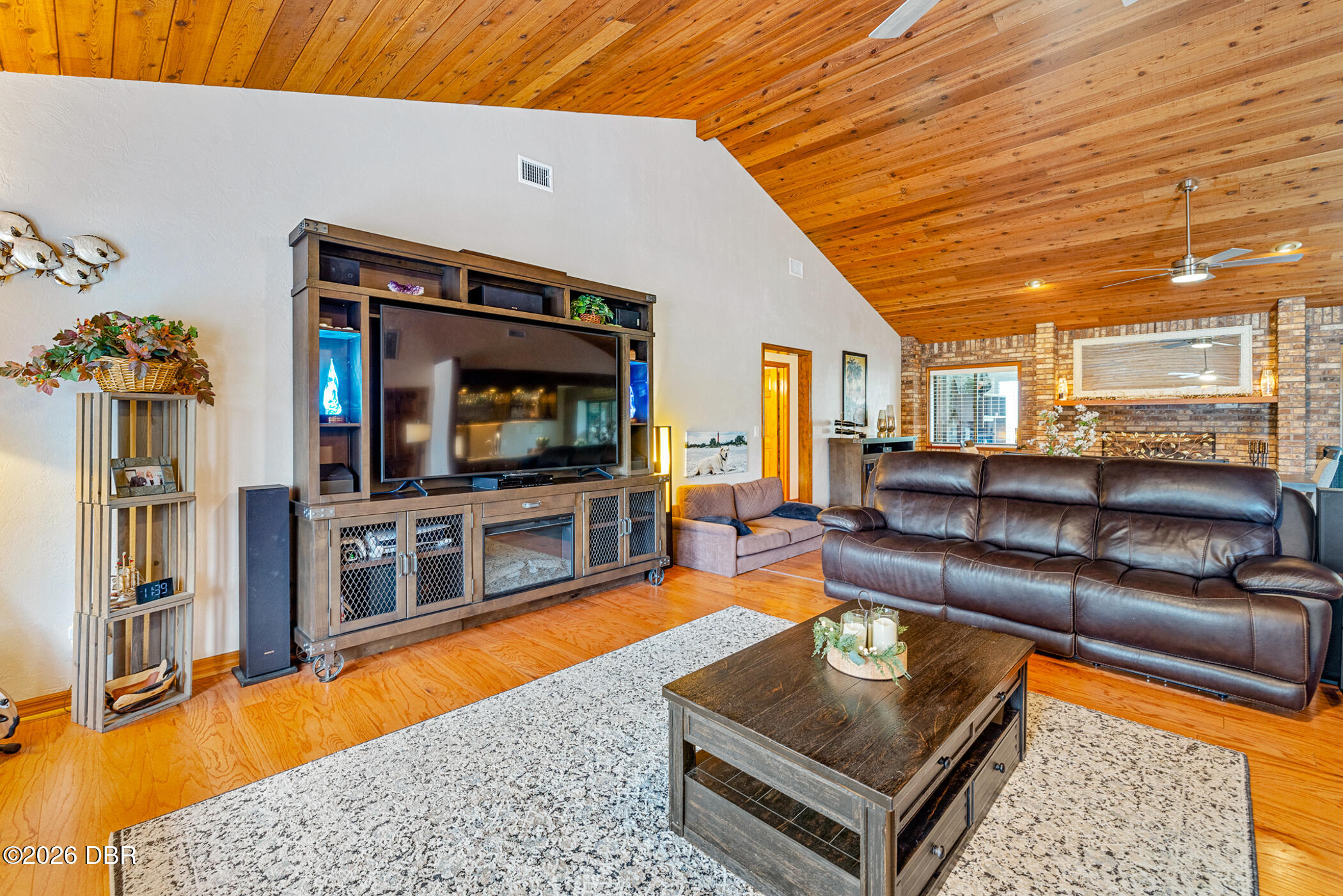156 Point O Woods Drive