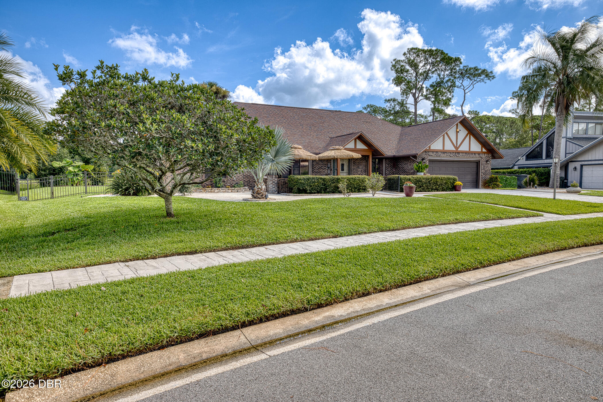 156 Point O Woods Drive
