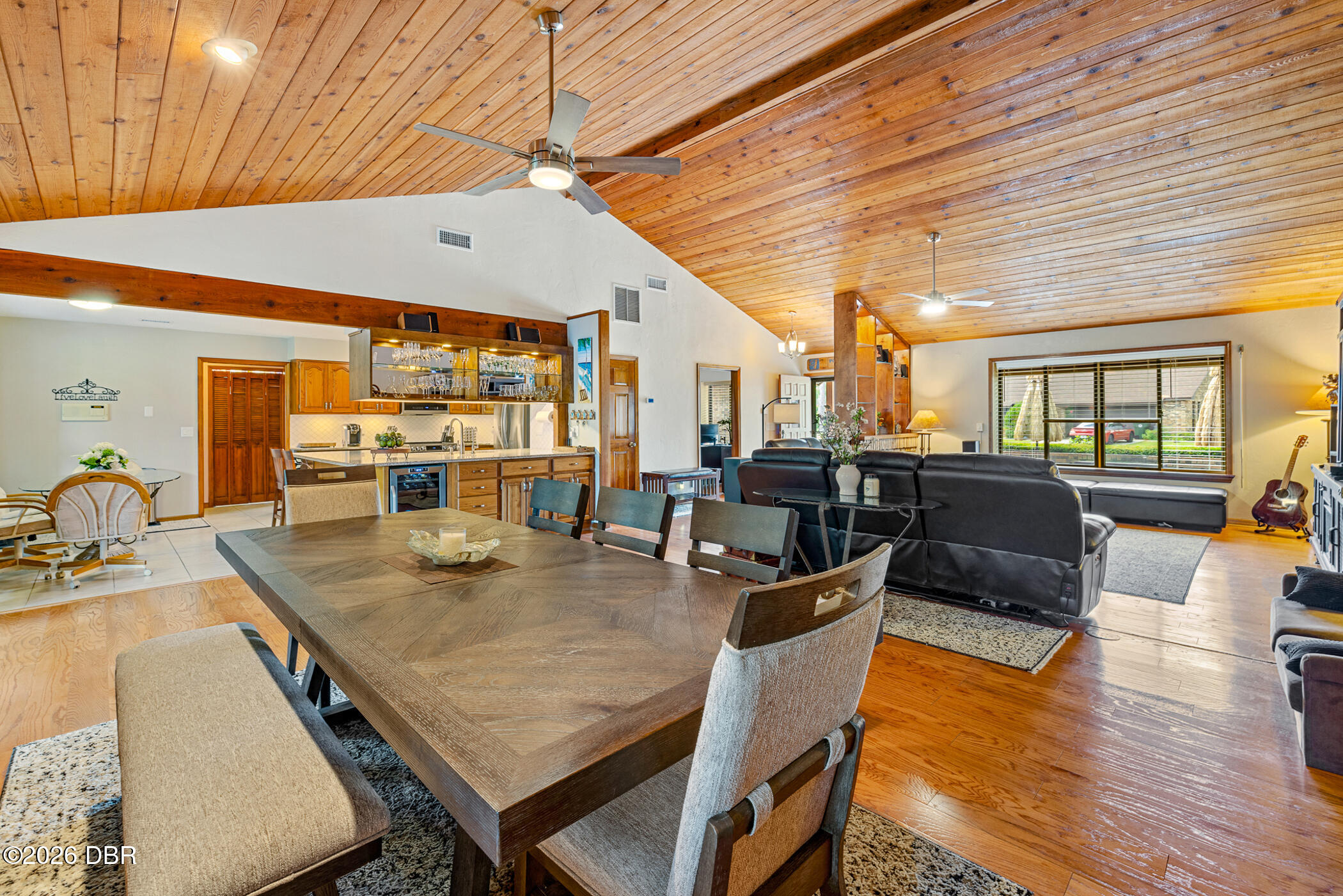 156 Point O Woods Drive