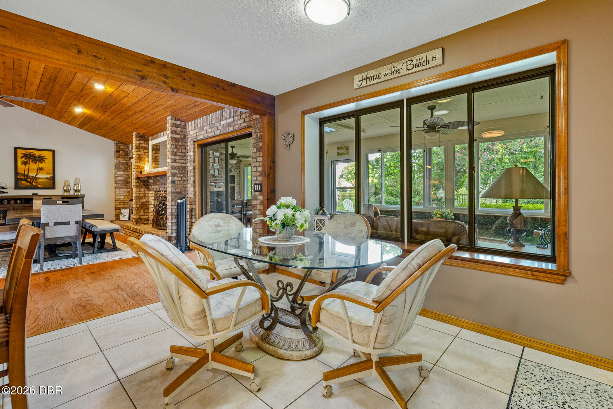 156 Point O Woods Drive