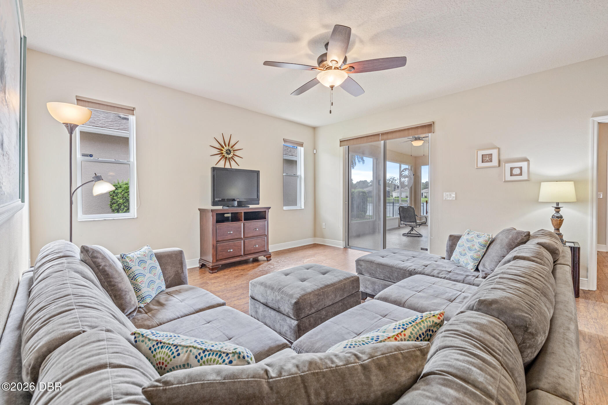 1246 Girog Avenue