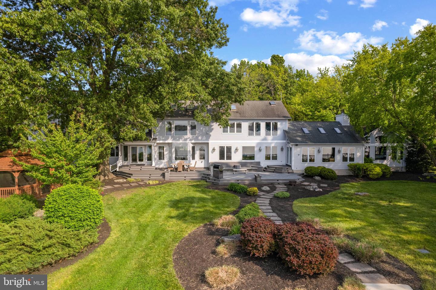 1258 W River Rd