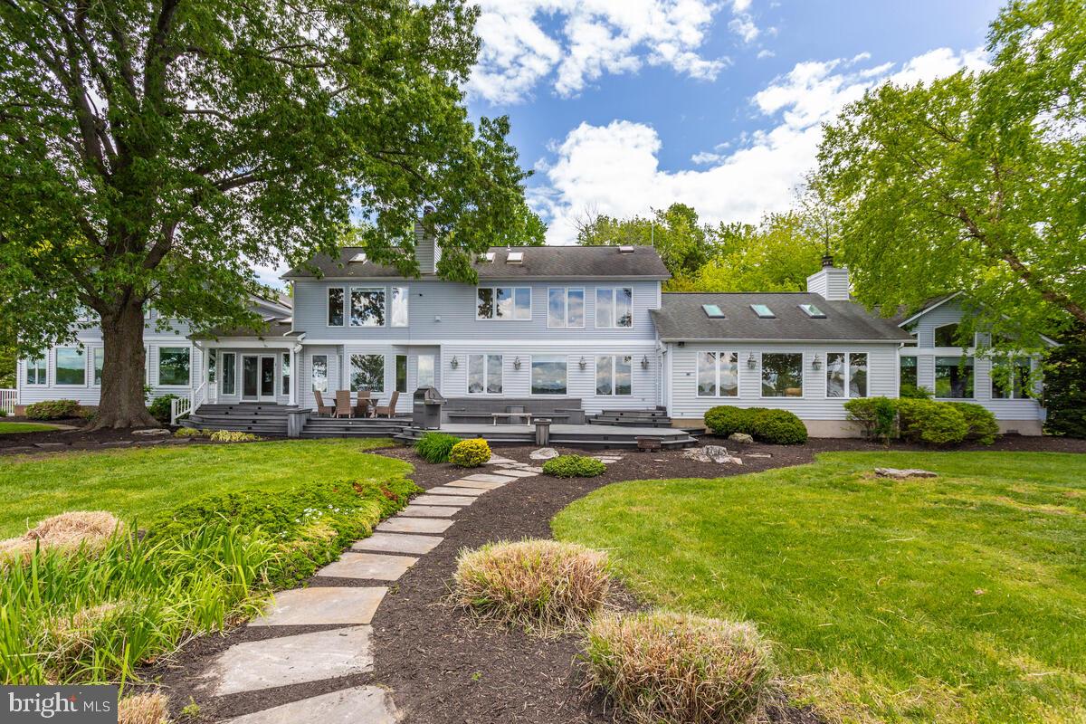 1258 W River Rd