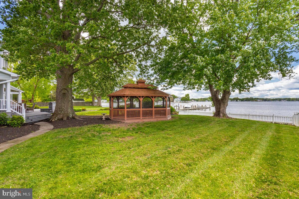 1258 W River Rd
