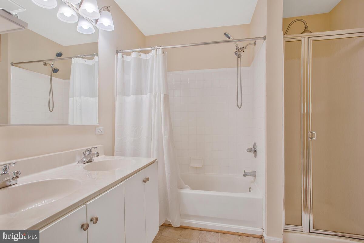 502 Mathias Hammond Way #206