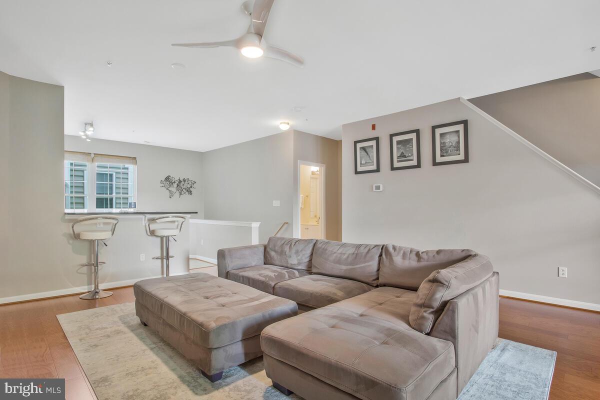502 Mathias Hammond Way #206