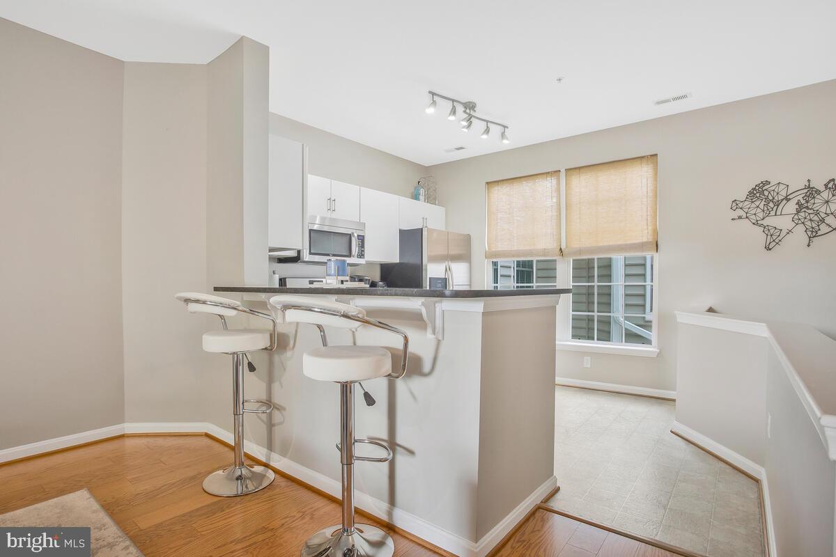 502 Mathias Hammond Way #206