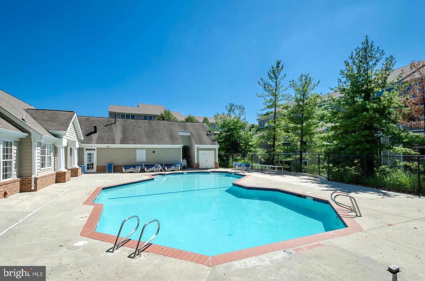 502 Mathias Hammond Way #206