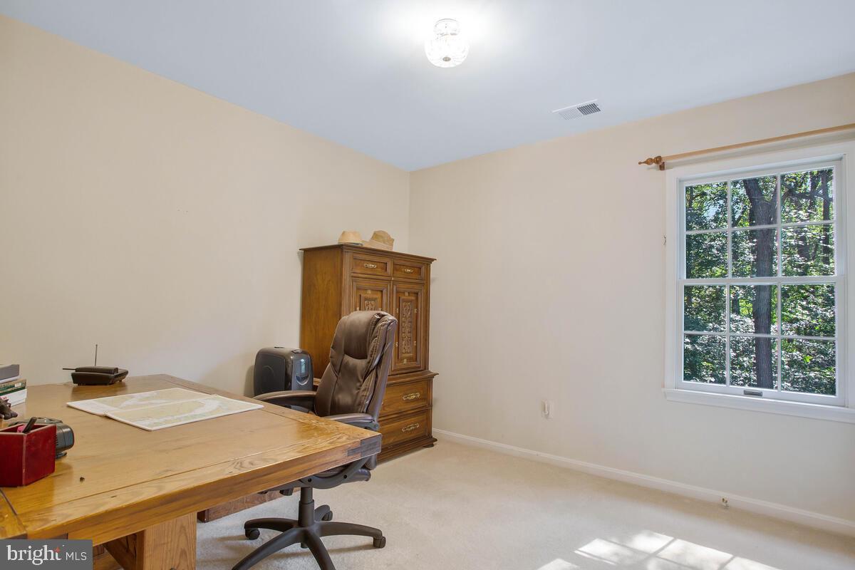 1211 Fairfield Estates Ln