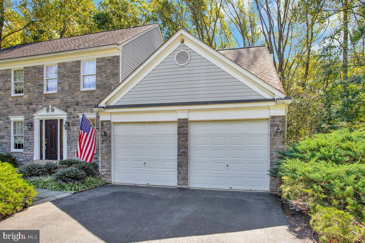 1211 Fairfield Estates Ln