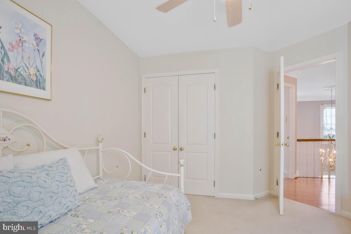 1211 Fairfield Estates Ln