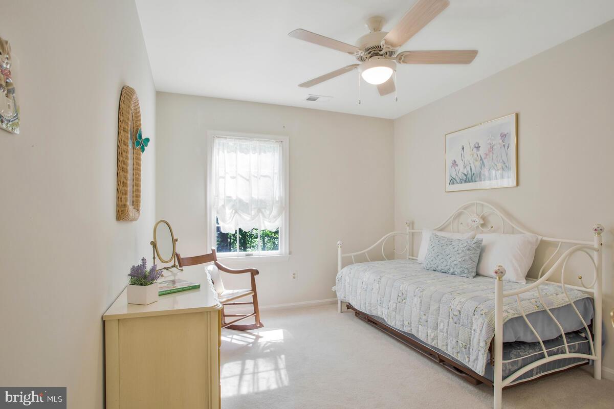 1211 Fairfield Estates Ln