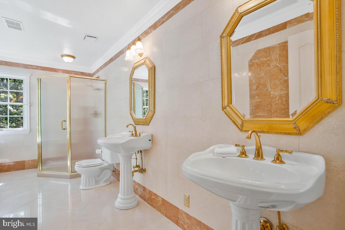 1211 Fairfield Estates Ln