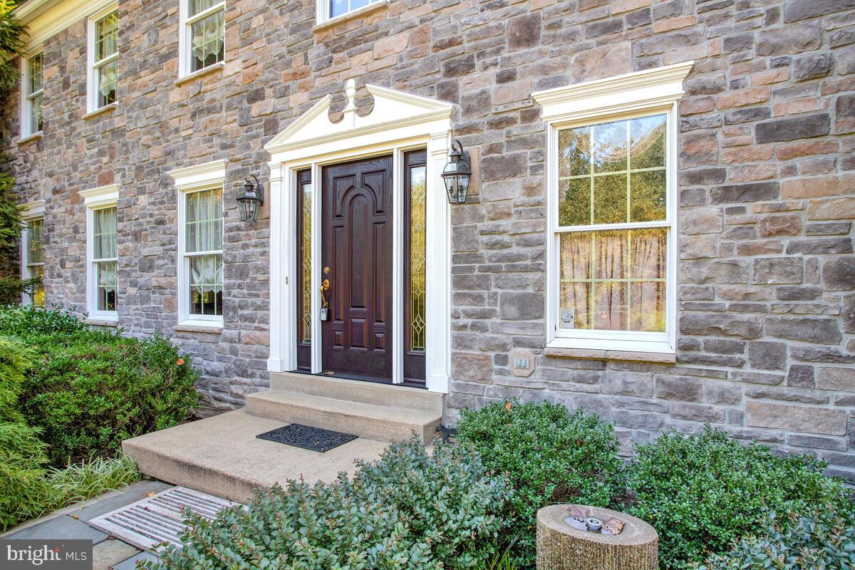 1211 Fairfield Estates Ln