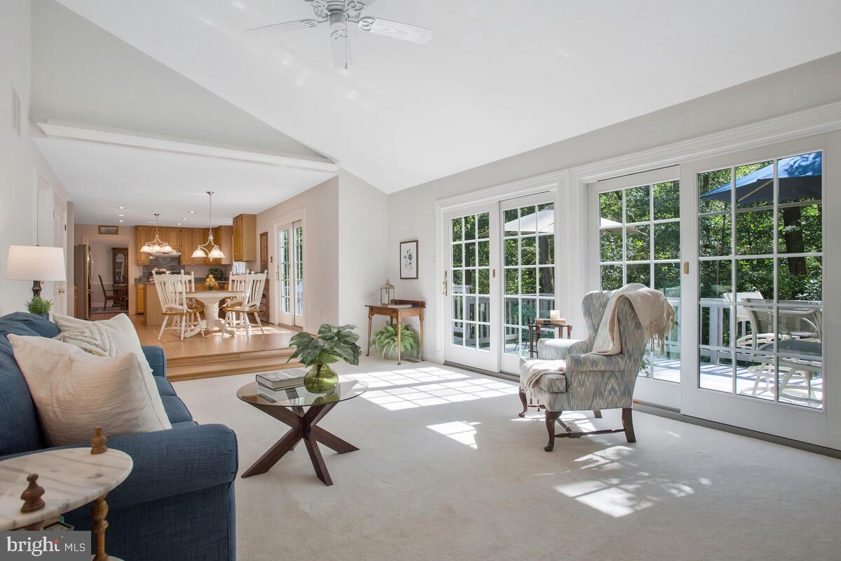 1211 Fairfield Estates Ln