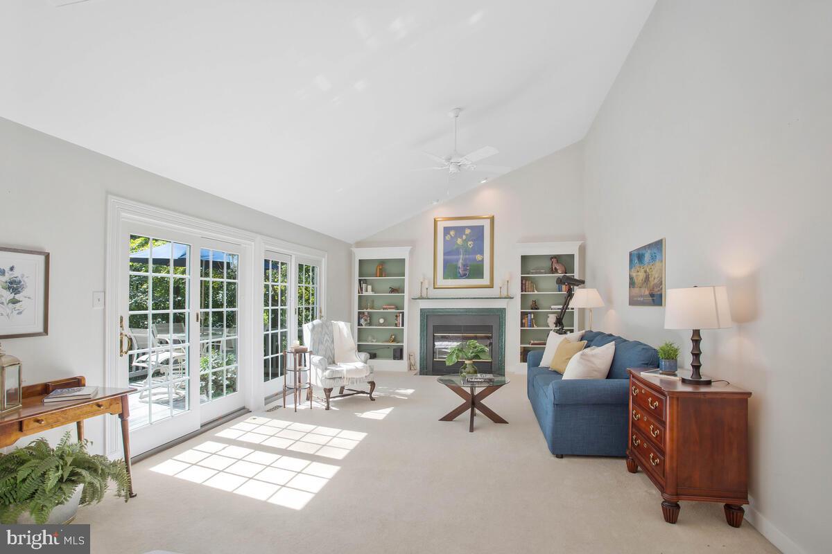 1211 Fairfield Estates Ln