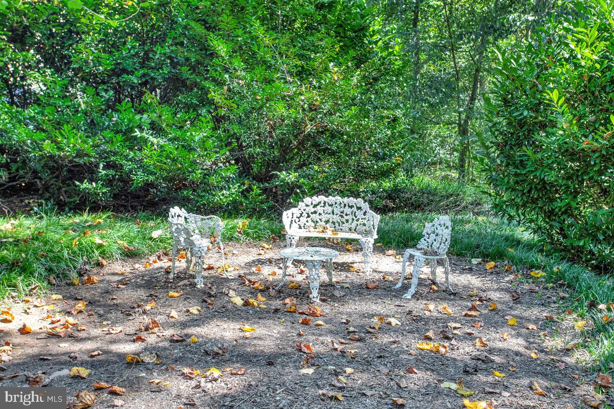 1211 Fairfield Estates Ln