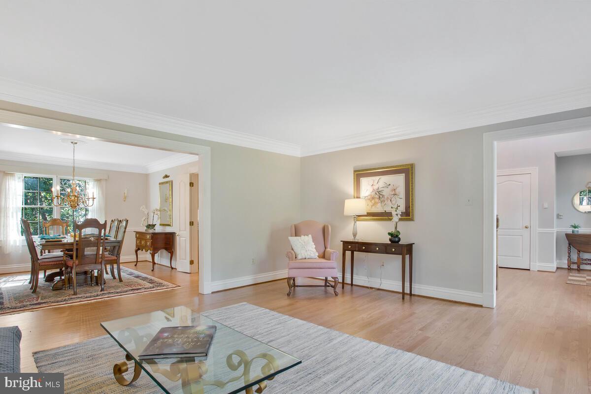 1211 Fairfield Estates Ln