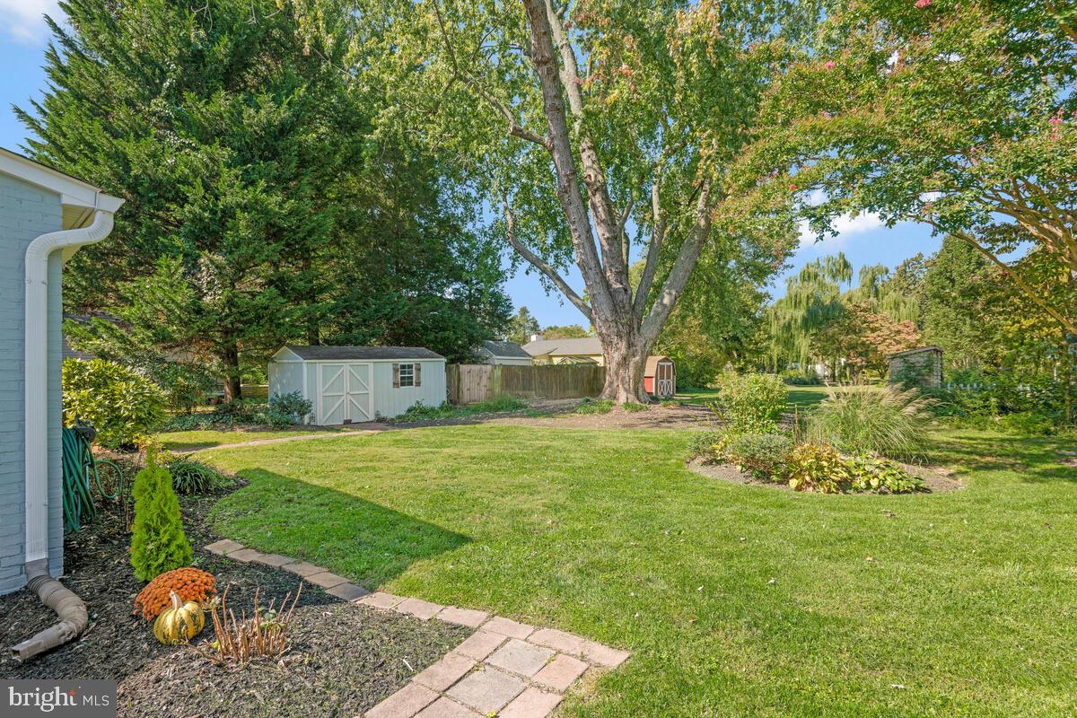 712 Red Cedar Rd