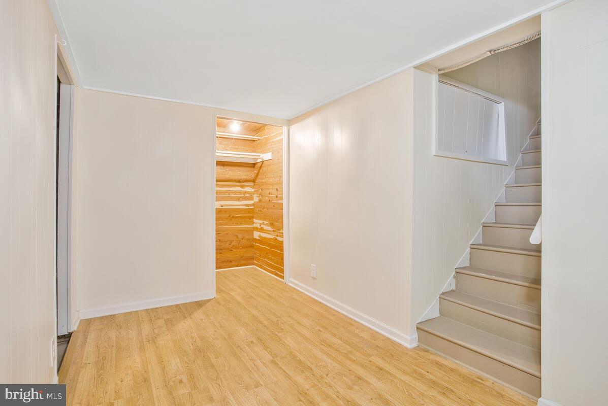 712 Red Cedar Rd