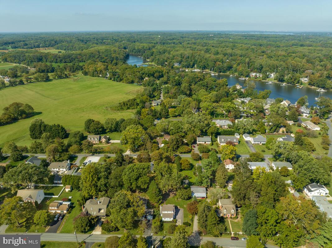 712 Red Cedar Rd