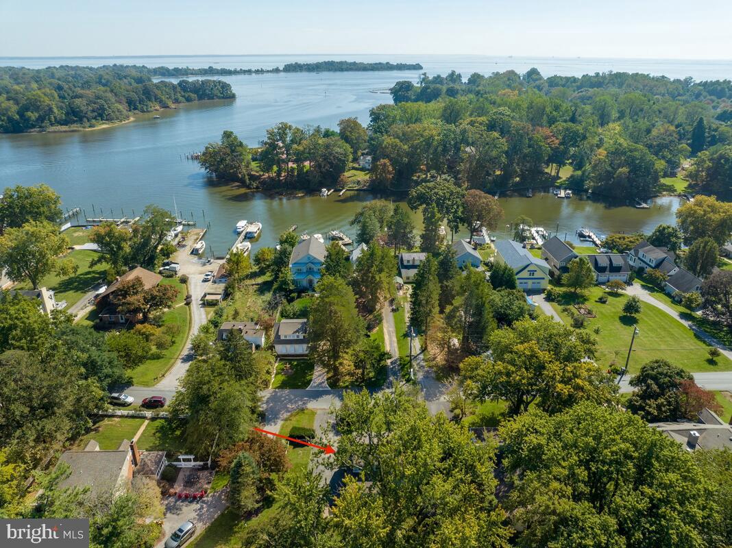 712 Red Cedar Rd