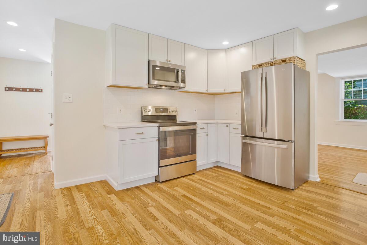 712 Red Cedar Rd
