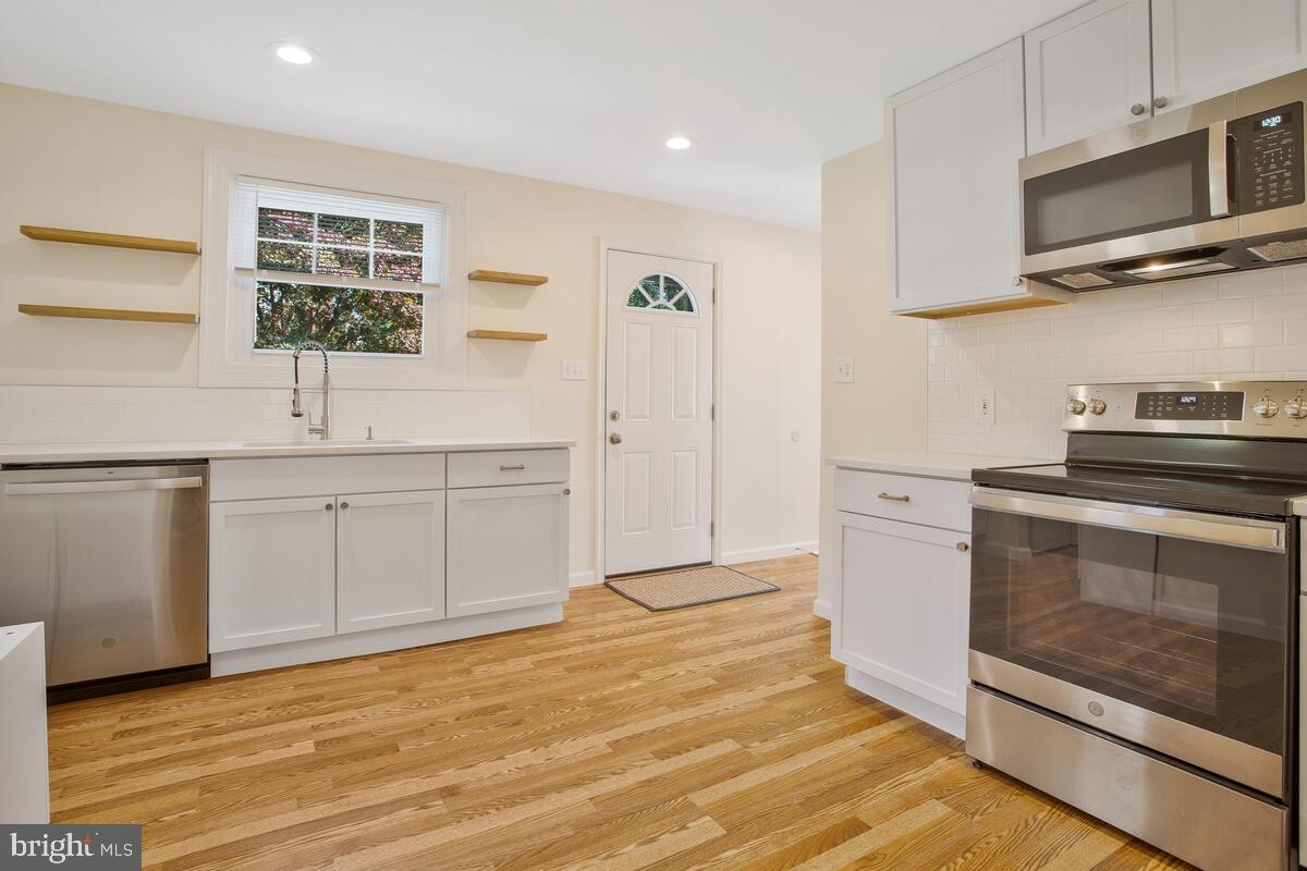 712 Red Cedar Rd
